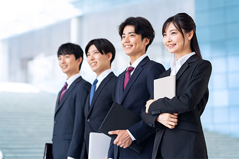 採用情報